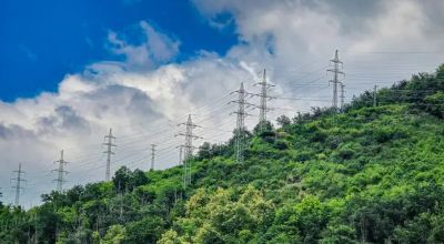 depositphotos_830047514-stock-photo-power-lines-green-hill-dense depositphotos_830047514-stock-photo-power-lines-green-hill-dense